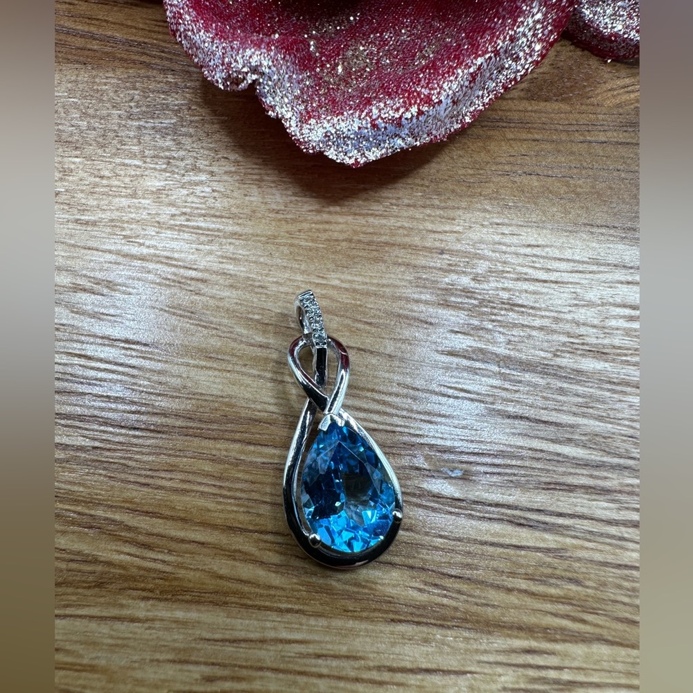Blue Topaz and Diamond Pendant 14kt  (NEW)